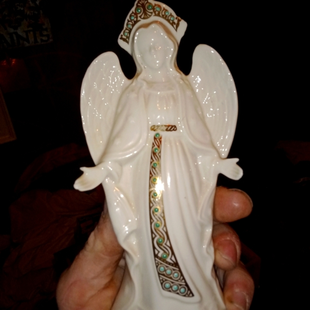 Lenox Angel